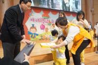 �̹����� Ŭ���Ͻø� ū�̹����� ���� �� �ֽ��ϴ�